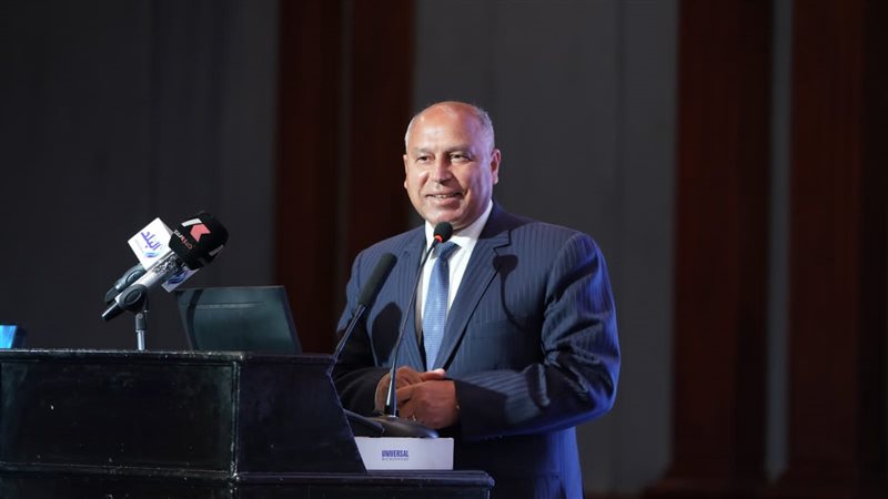وزير النقل الفريق