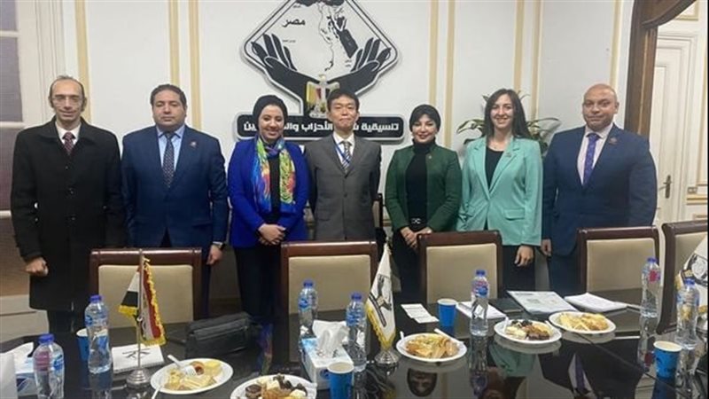 التنسيقية والمستشار