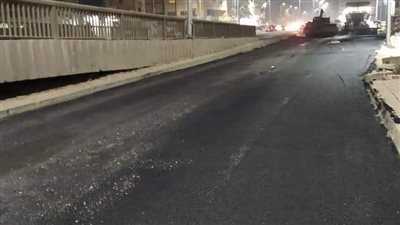 رصف الطبقة الرابطة بشارع اللبيني في حي الهرم| صور