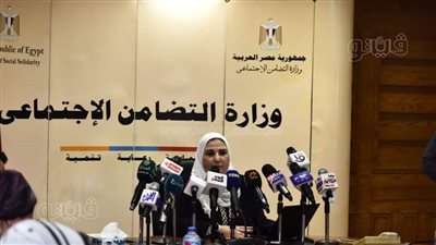 حكايات الألم والأمل.. 4 قصص تكشف كفاح الأمهات المثاليات للوصول بالأبناء إلى بر الأمان