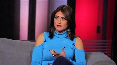  هيدي كرم: الغناء في الحمام يعني أنك شخصية سلسة ومتوافقة مع الآخرين | فيديو