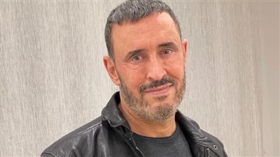 كاظم الساهر يتلقى عزاء طليقته الأولى في لوس أنجلوس 