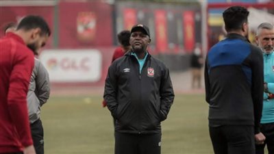 موسيماني يرفض التعاقد مع ظهير أيمن بنهاية الموسم