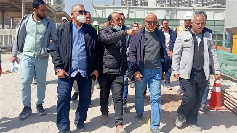 مسئولو الإسكان يتفقدون