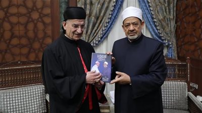 الطيب يؤكد تضامنه مع الشعب اللبناني واستعداد الأزهر لتقديم كل أوجه الدعم