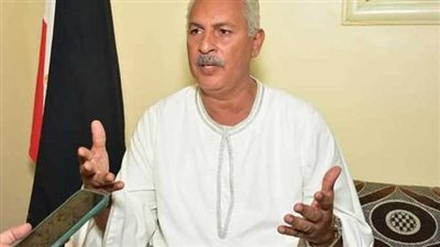 نقيب الفلاحين: العالم يتجه للروبوتات والمزارع المصري ما زال يستخدم المنجل والفأس ( حوار ) 