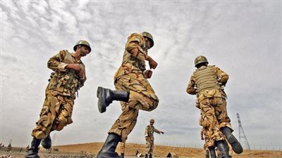 جندي إيراني يقتل 4 من زملائه بسبب رفض القيادة العسكرية منحه إجازة 