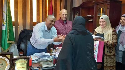 تكريم الأمهات بديوان مركز ومدينة أوسيم | صور