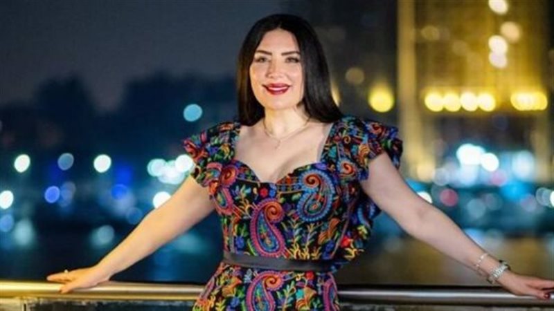 الفنانة عبير صبري