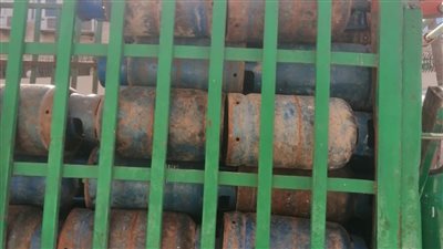 تموين وسط بالإسكندرية تضبط أسطوانات بوتاجاز قبل بيعها فى السوق السوداء