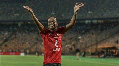 شوبير: يوجد خلاف بين بيرسي تاو ومدرب منتخب جنوب أفريقيا