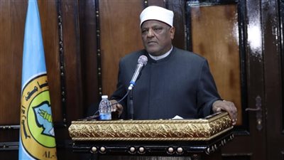 وكيل الأزهر الأسبق يطالب بالرقابة الأسرية على النشء لحمايتهم من مخاطر التكنولوجيا