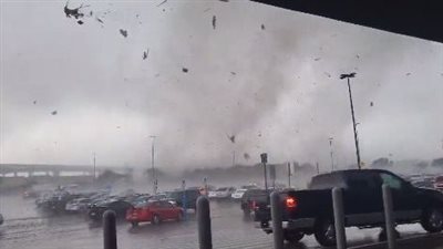 عاصفة الشبح المخيفة تعود للولايات المتحدة وتضرب تكساس وأوكلاهوما|فيديو