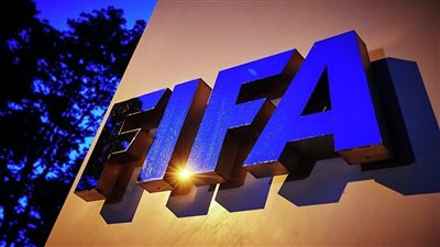 الفيفا يوافق على السماح بـ5 تبديلات بشكل دائم وزيادة عدد اللاعبين على مقاعد البدلاء