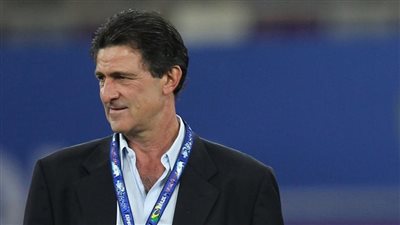 أسطورة الأرجنتين: أتمنى حصول ميسى على كأس العالم مع منتخب التانجو