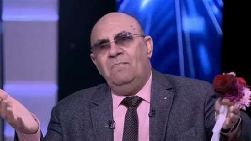 الدكتور مبروك عطية
