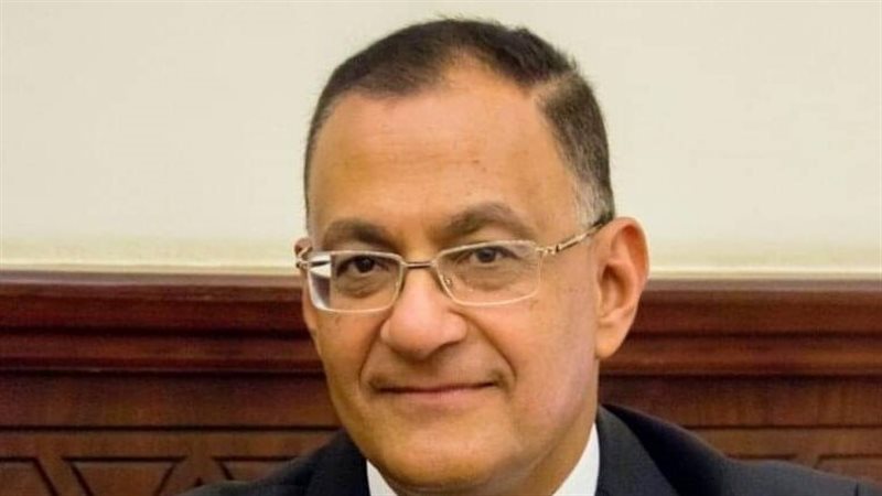 د.أحمد دياب استشاري
