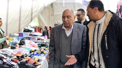 رئيس تجارية الإسماعيلية يدعو المواطنين للاستفادة من عروض معارض أهلا رمضان