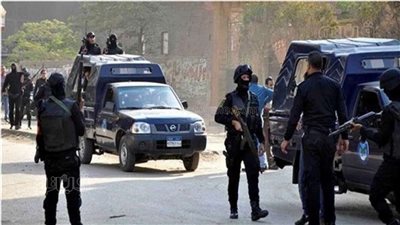 اشترى طبنجة علشان ياخد بتار أخوه.. الأمن يمنع مذبحة جديدة في المرج رابع أيام رمضان| فيديو