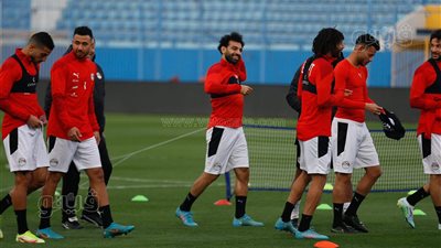 منتخب مصر يواصل استعداداته لموقعة السنغال | فيديو