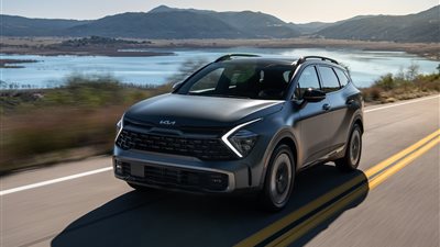 ماسك يحتفل بافتتاح مصنع تسلا بألمانيا | فيديو