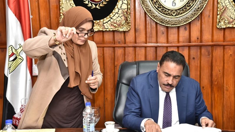 محافظ مطروح يشهد