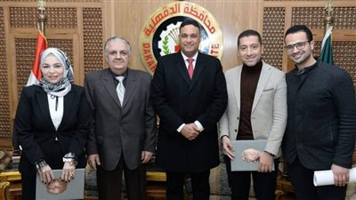 لجنة التحكيم الدولي تشيد بمستشفى الجلدية والجذام في المنصورة | صور