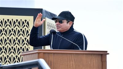 السيسي يجري حوار مع طلبـة الشرطة حول أبـرز القضايا والمستجدات الداخلية والدولية والمشروعات القومية