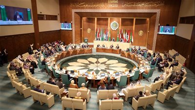 عبدالغفار يؤكد أهمية توحيد الجهود لتحقيق الاكتفاء الذاتي من اللقاحات المضادة لكورونا