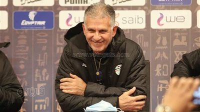 كيروش يكشف حقيقة اعتزاله التدريب حال تأهل مصر إلى كأس العالم | صور