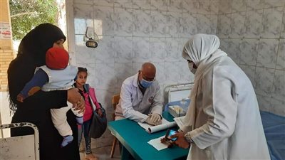 الكشف على 228 مواطنا خلال قافلة طبية في الزعفرانة بالبحر الأحمر 