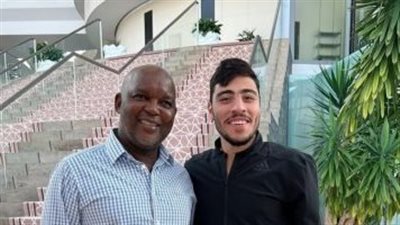 موسيمانى يطمئن على أكرم توفيق قبل عودته إلى القاهرة