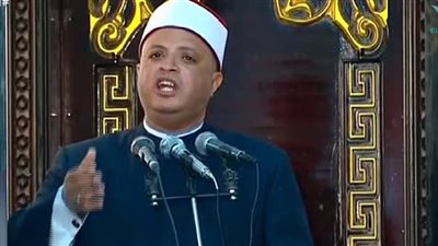 شعائر صلاة الجمعة من مسجد الحاج عبد الرازق عمر بالشرقية | فيديو 