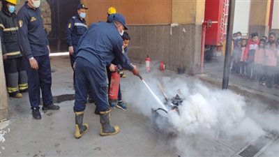 الحماية المدنية بالأقصر تستقبل زيارة لتلاميذ إحدى المدارس