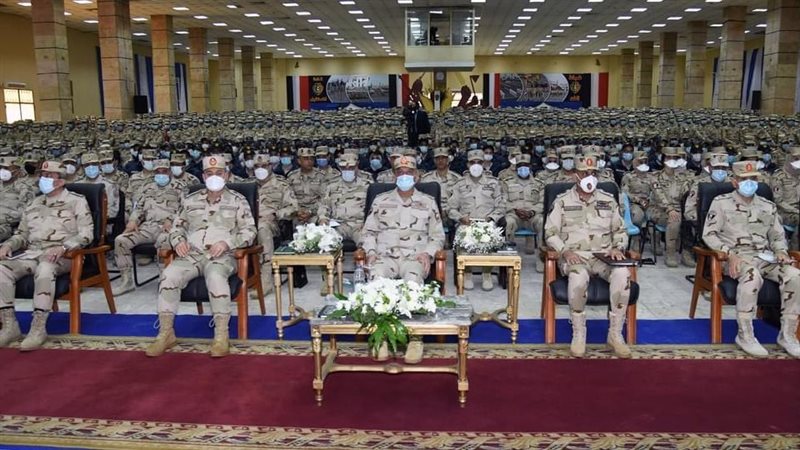 وزير الدفاع والإنتاج
