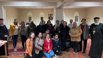 الانبا مارتيروس يلتقي زوجات الكهنة بكنائس شرق السكة