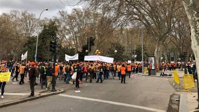 قطعوا الطريق.. إضراب الصيادين في إسبانيا بسبب ارتفاع أسعار الوقود| فيديو 