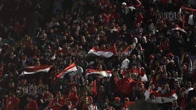 لحظة وصول أتوبيس المنتخب الوطني إلى استاد القاهرة لمواجهة السنغال | فيديو