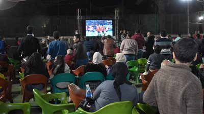 زحام أهالي أسيوط بالمقاهي والكافيهات لتشجيع المنتخب|صور 