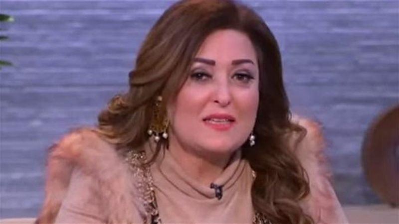 الفنانة نهال عنبر