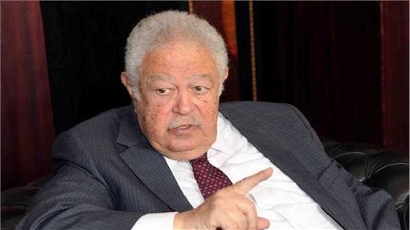 رجائي عطية نقيب المحامين