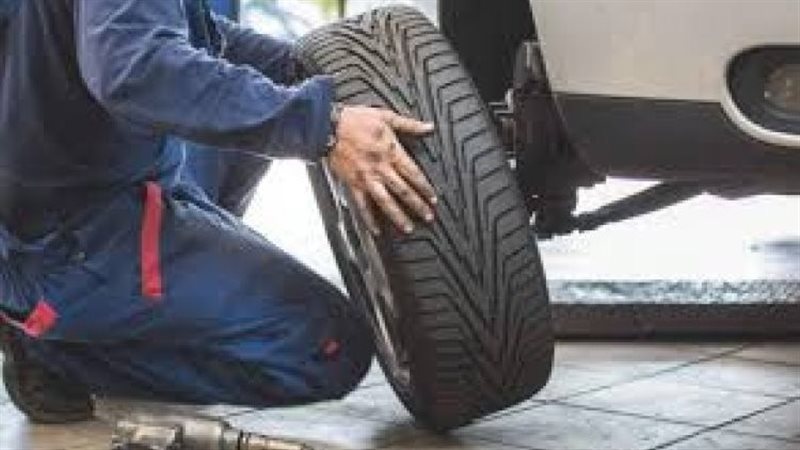 إطارات السيارات،