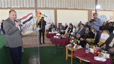 محافظ أسيوط يشهد احتفالية إيبارشية منفلوط بعيد الأم وختام الأنشطة | صور 