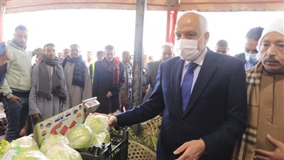 في جولة مفاجئة.. محافظ الجيزة يتفقد معرض أهلا رمضان بشارع فيصل 