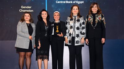 وزيرة الهجرة تشارك في فاعليات الدورة السابعة لقمة 