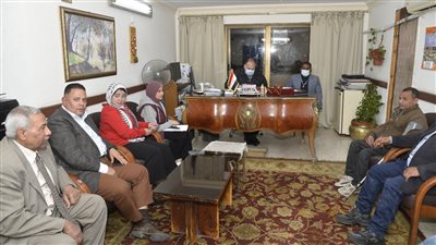 محافظ أسيوط يلتقي ذوي الهمم.. ويكلف 