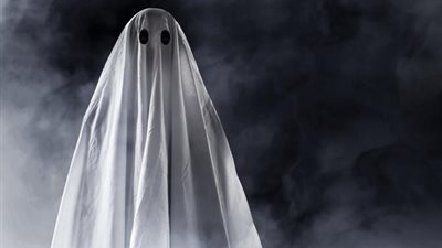 تفسير رؤية الأشباح في المنام وعلاقتها بالإصابة بالأمراض وعدم الأمان 