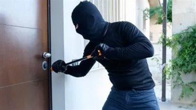 تفسير رؤية اللص في المنام وعلاقته بالهم والكرب والمرض 