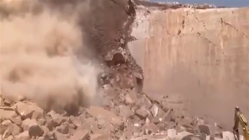 انهيار صخري