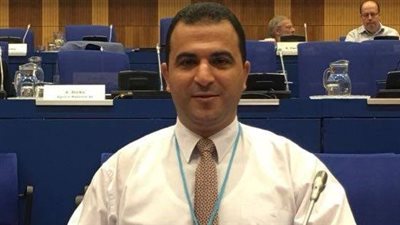 أستاذ بجامعة المنصورة يشارك في مؤتمر دولي عن الذكاء الاصطناعي 